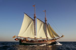 Tall Ship Far Barcelona